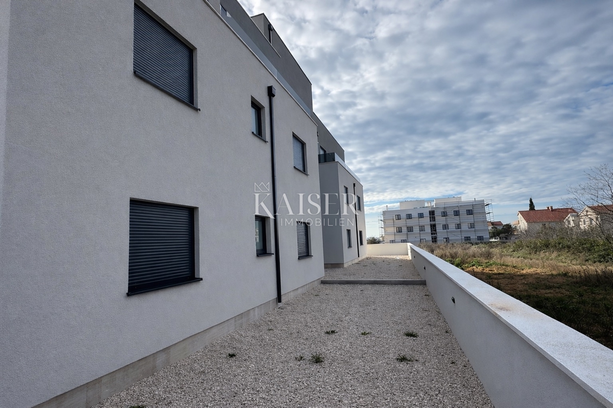 Zara, Privlaka appartamento di nuova costruzione vicino al mare (200m)