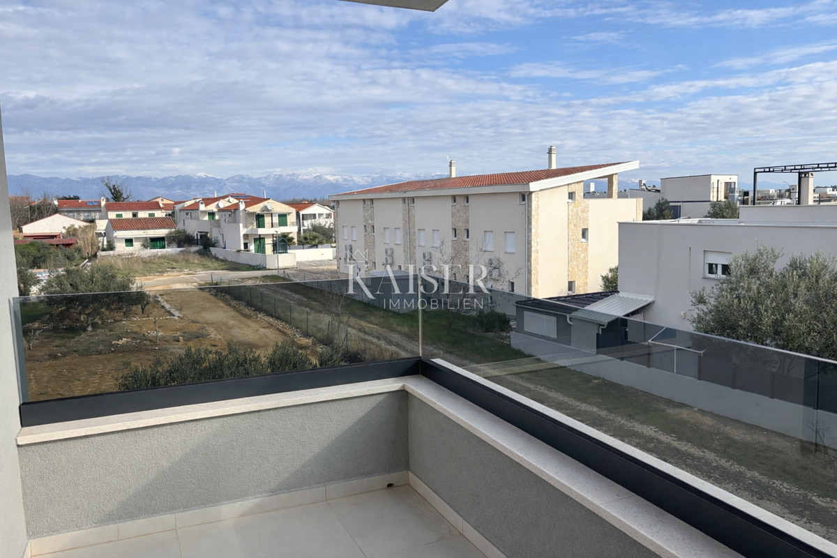 Zara, Privlaka appartamento di nuova costruzione vicino al mare (200m)