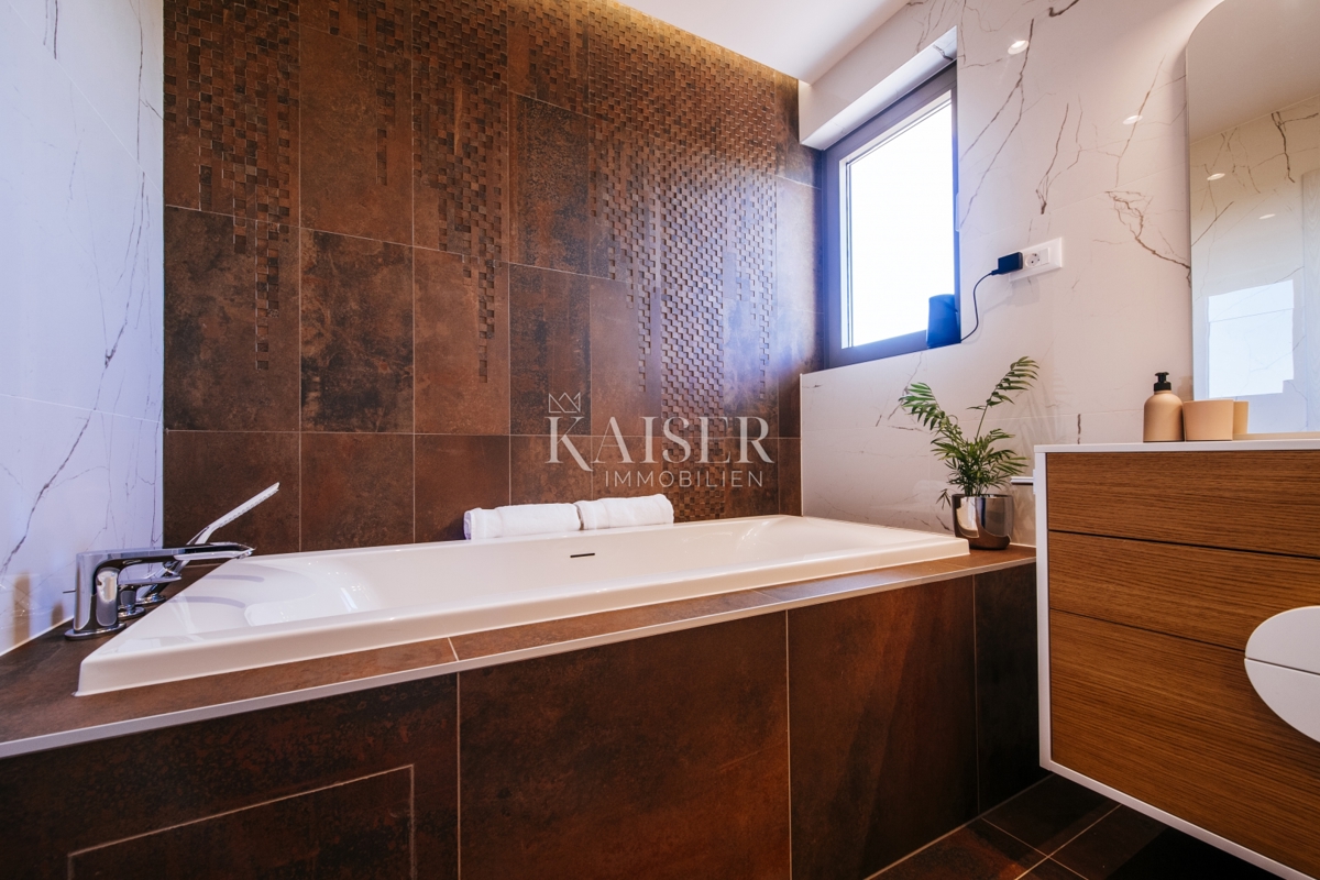 Casa Smoković, Zemunik Donji, 320m2