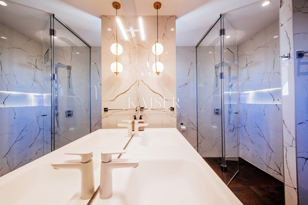 Casa Smoković, Zemunik Donji, 320m2