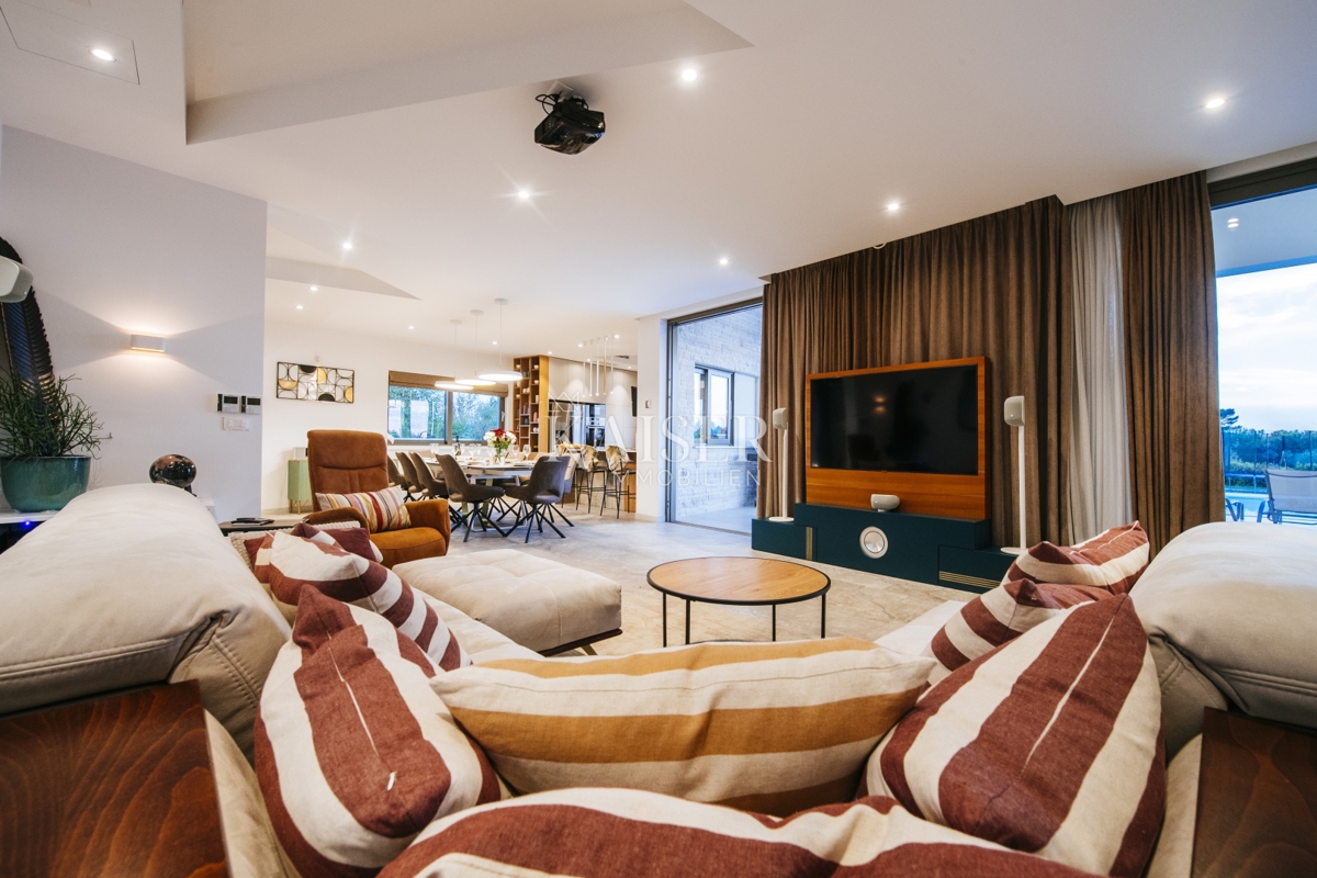 Casa Smoković, Zemunik Donji, 320m2