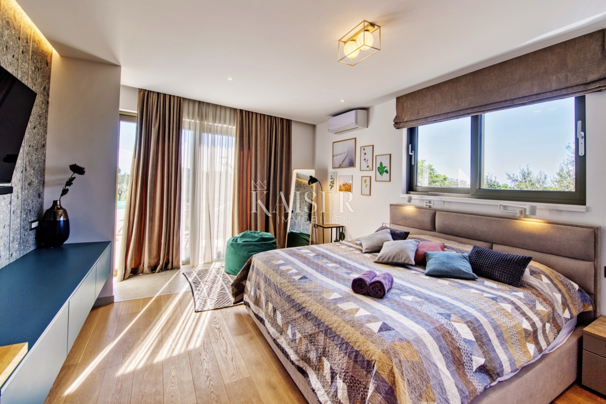 Casa Smoković, Zemunik Donji, 320m2