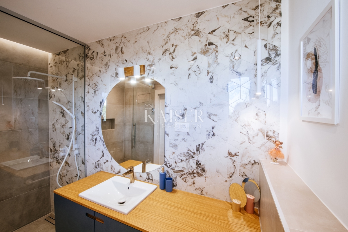 Casa Smoković, Zemunik Donji, 320m2