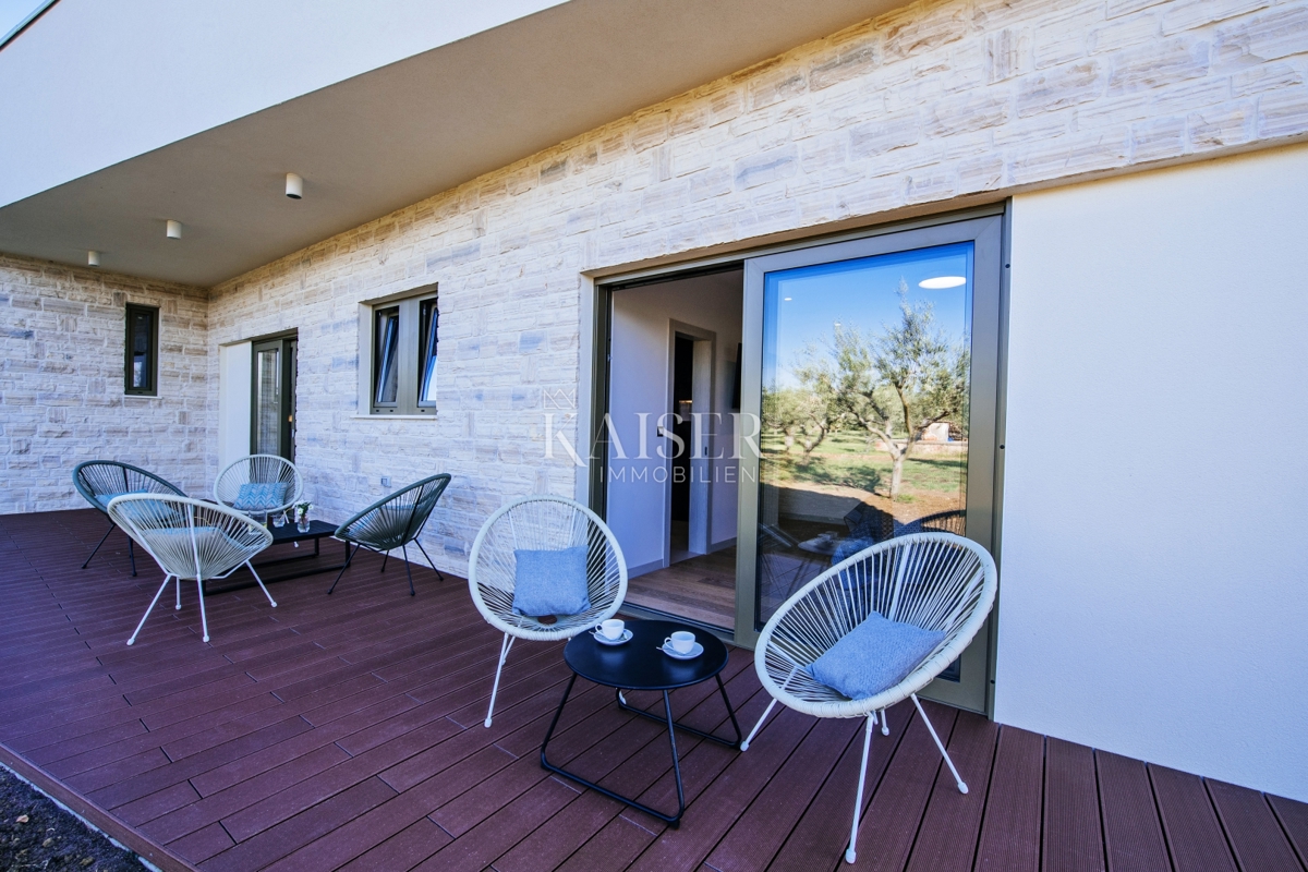 Casa Smoković, Zemunik Donji, 320m2