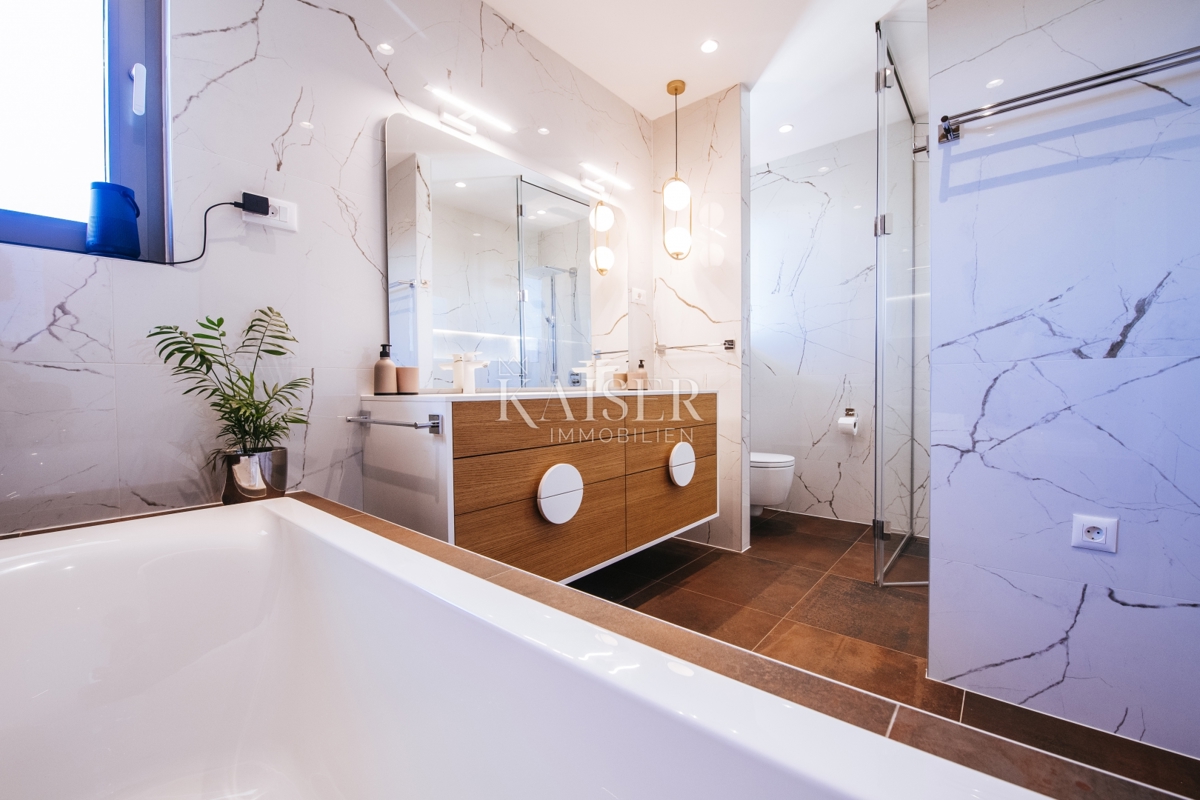 Casa Smoković, Zemunik Donji, 320m2