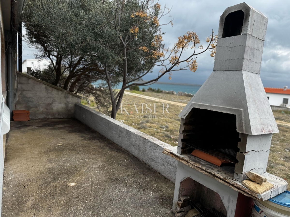 Zara, Vir casa con potenziale a 100 metri dal mare 