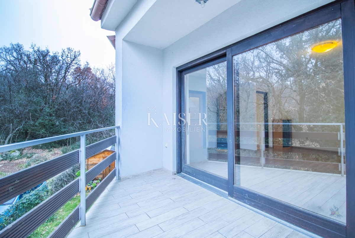 Opatija, Pobri - Appartamento con 2 camere da letto con terrazza e garage doppio