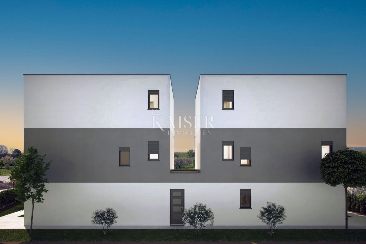 Istria, Parenzo, casa con piscina e vista mare