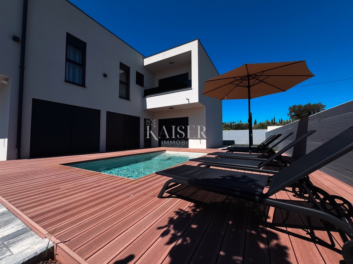 Istria, Pomer - villa moderna 198m2, 3 minuti a piedi dal mare