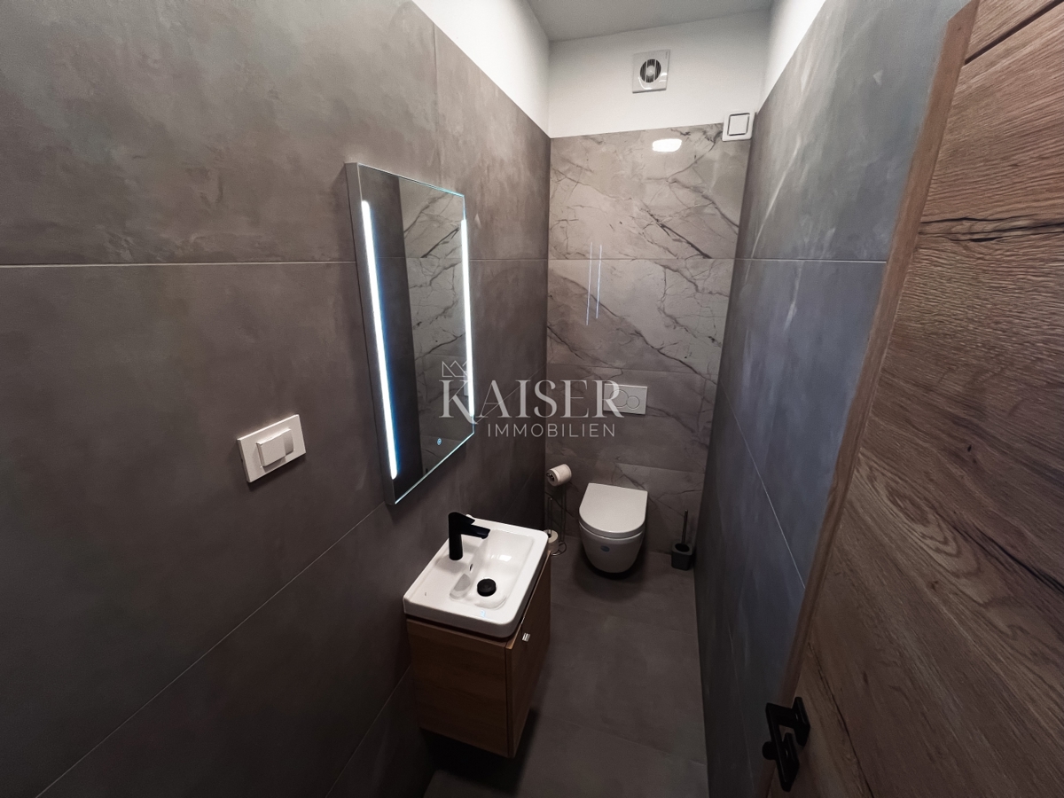 Istria, Pomer - villa moderna 198m2, 3 minuti a piedi dal mare