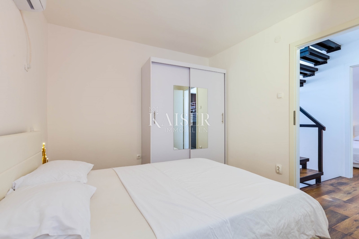 Mali Lošinj, casa 110 m2 in posizione privilegiata