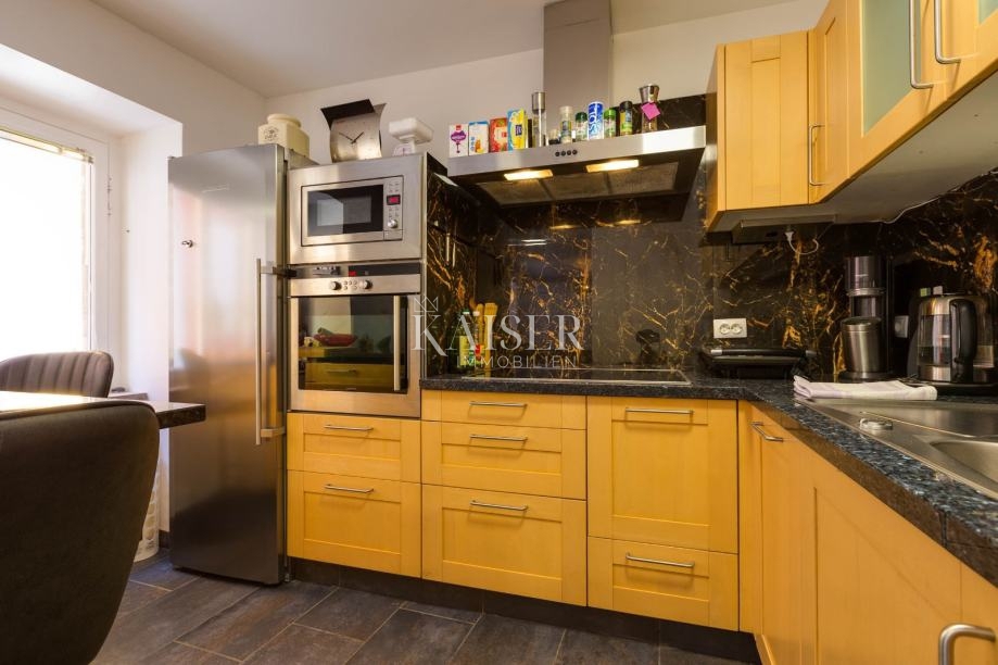 Mali Lošinj, casa 110 m2 in posizione privilegiata