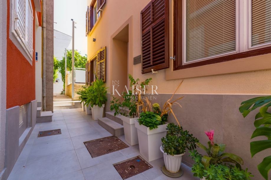 Mali Lošinj, casa 110 m2 in posizione privilegiata