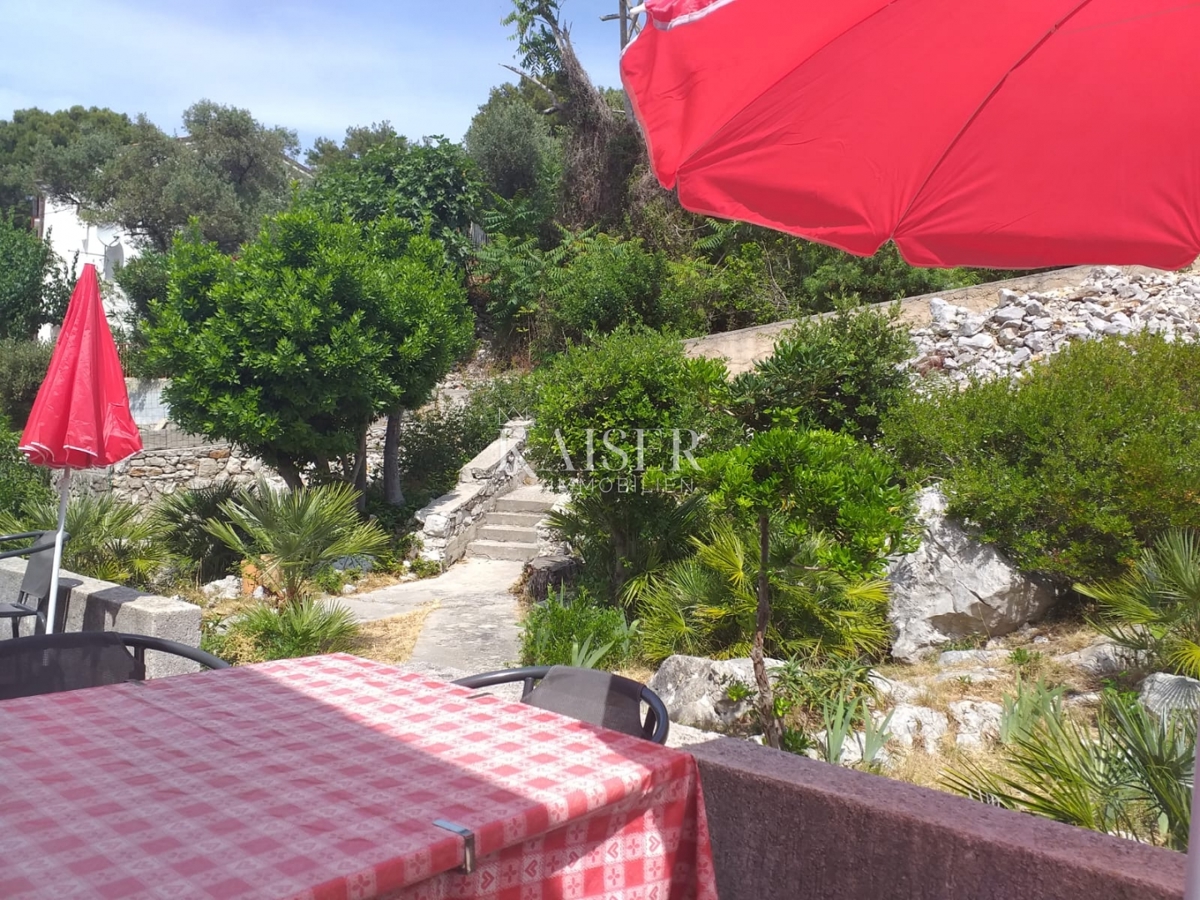 Veli Lošinj, casa nella baia di Rovenska - 70 m dal mare, immersa nel verde