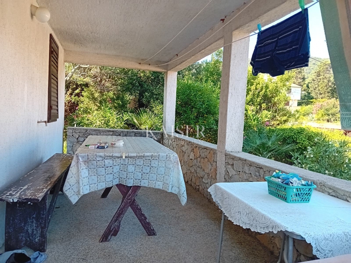 Veli Lošinj, casa nella baia di Rovenska - 70 m dal mare, immersa nel verde