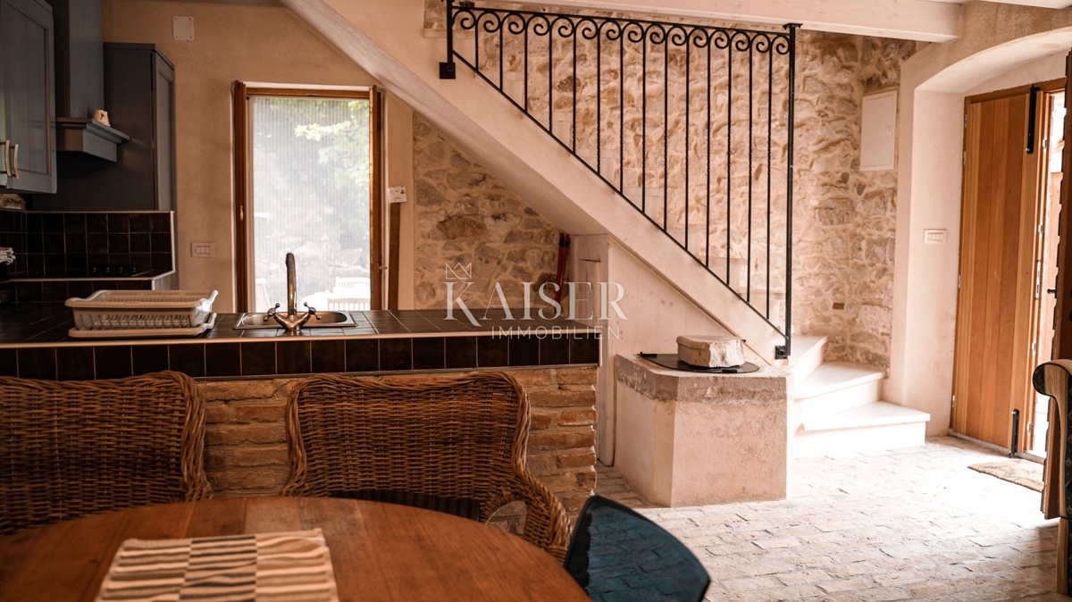 Mali Lošinj, isola di Susak - autentica casa in pietra 166m2