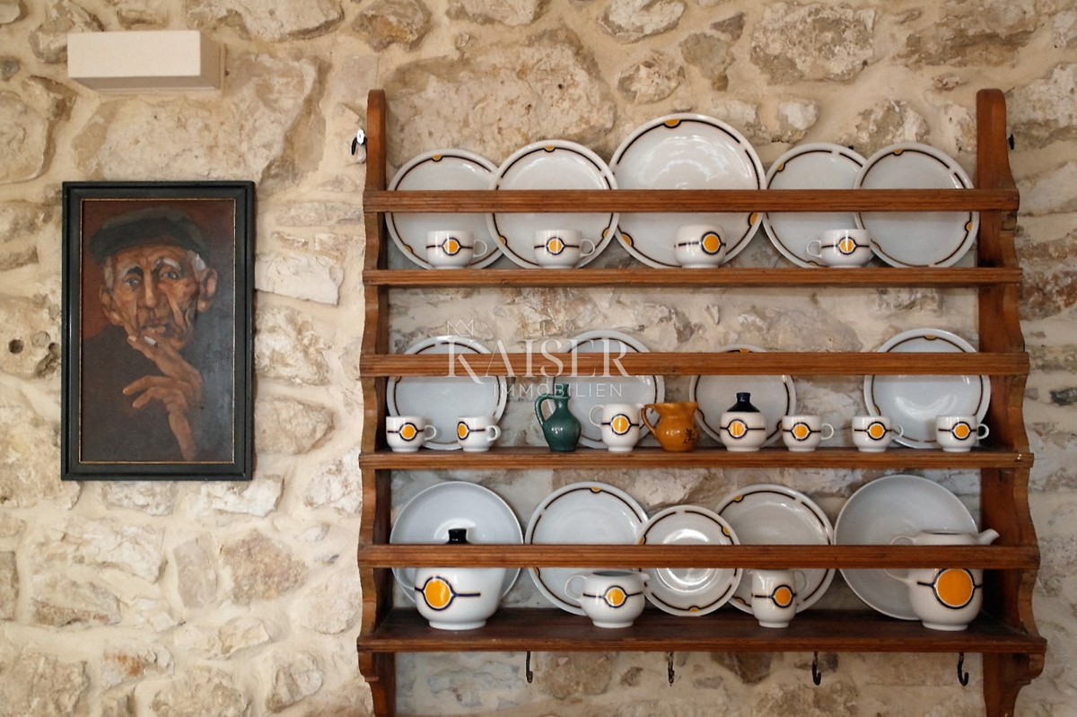 Mali Lošinj, isola di Susak - autentica casa in pietra 166m2