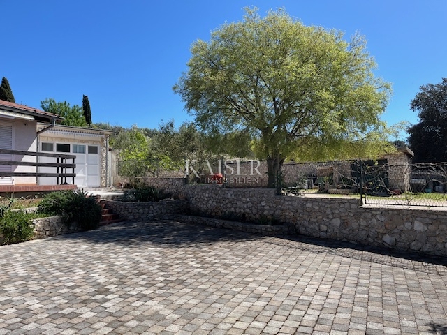 Casa Pakoštane, 411m2