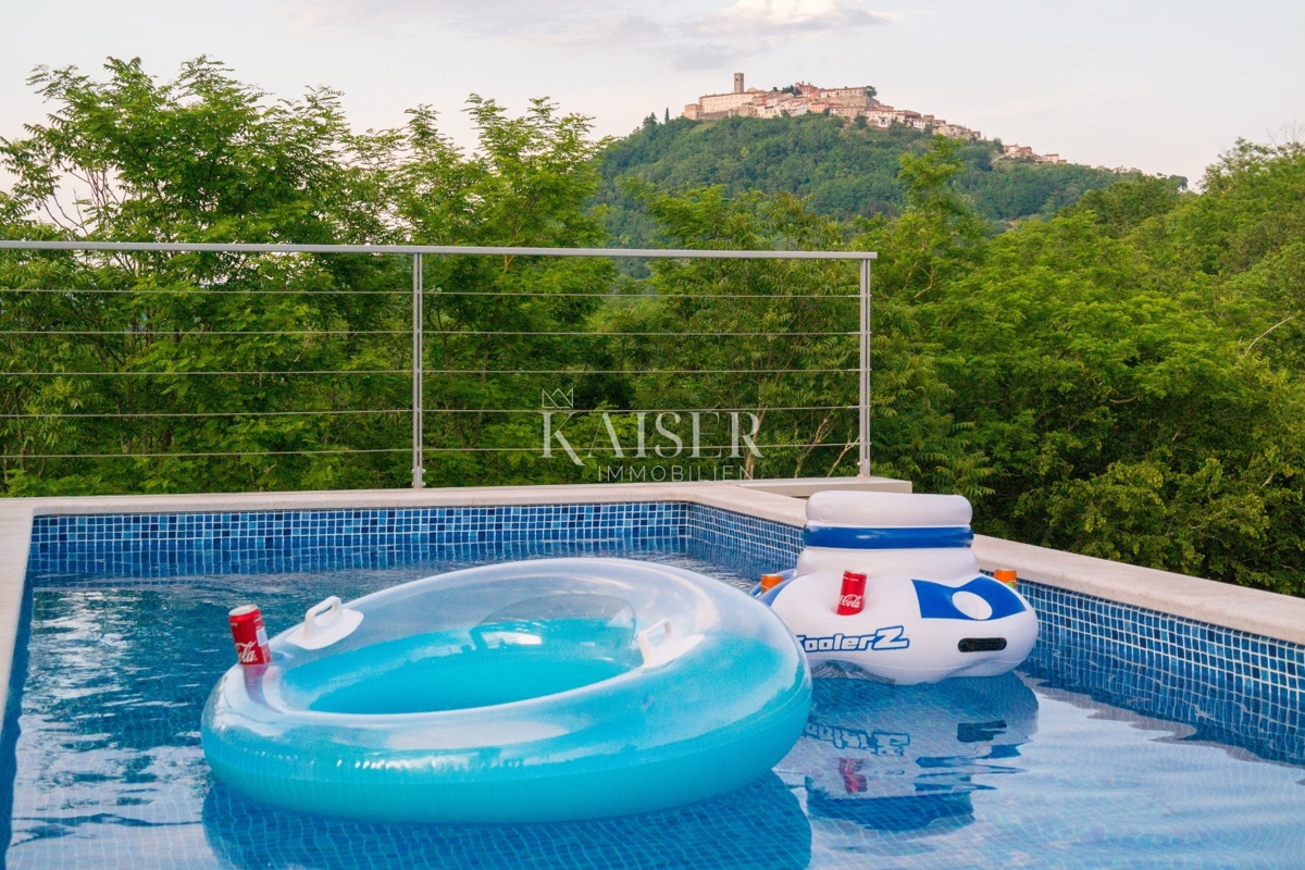 Istria - Montona, Villa con una splendida vista su Montona