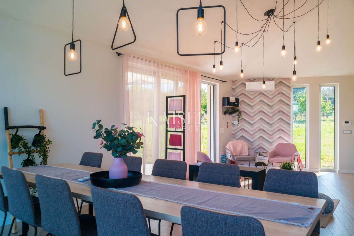 Istria - Montona, Villa con una splendida vista su Montona