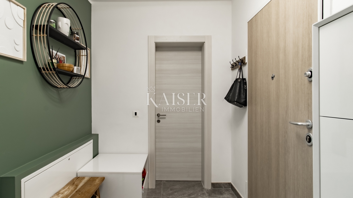 Rijeka, Martinkovac - splendido appartamento con 3 camere da letto e due posti auto