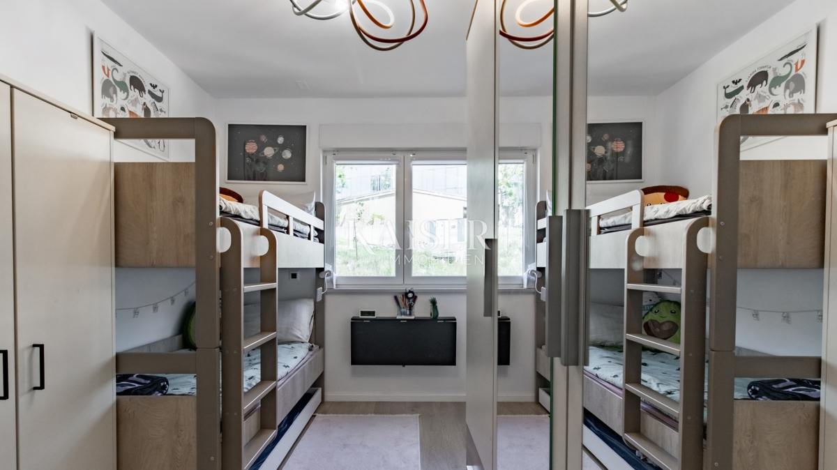 Rijeka, Martinkovac - splendido appartamento con 3 camere da letto e due posti auto