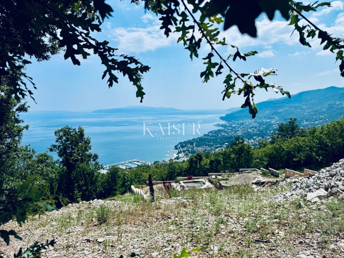 Abbazia, Veprinac – Terreno con vista fenomenale e permesso per una villa di lusso