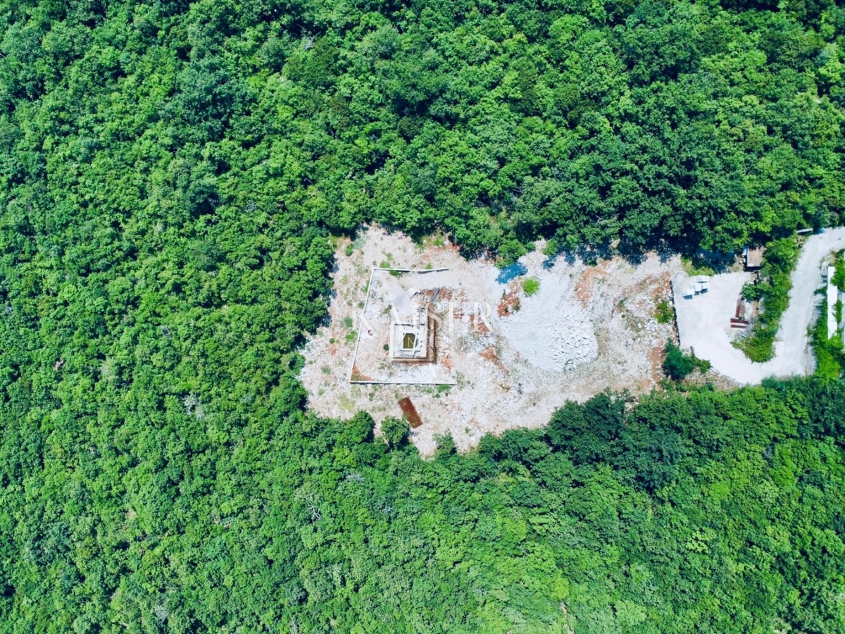 Abbazia, Veprinac – Terreno con vista fenomenale e permesso per una villa di lusso