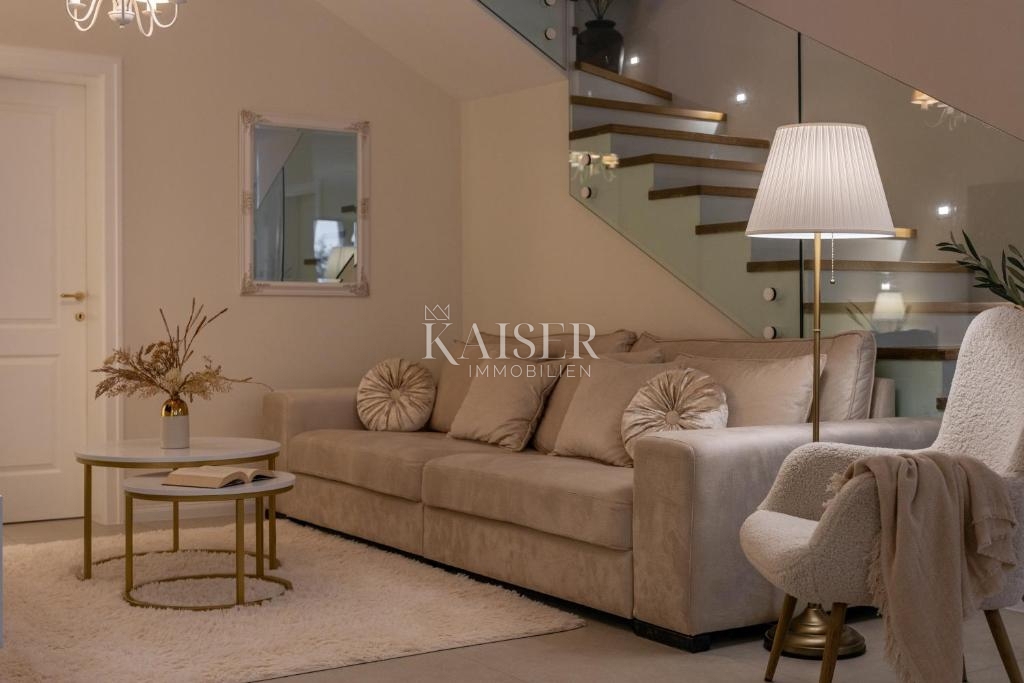 Villa Ražanj, Rogoznica, 230m2