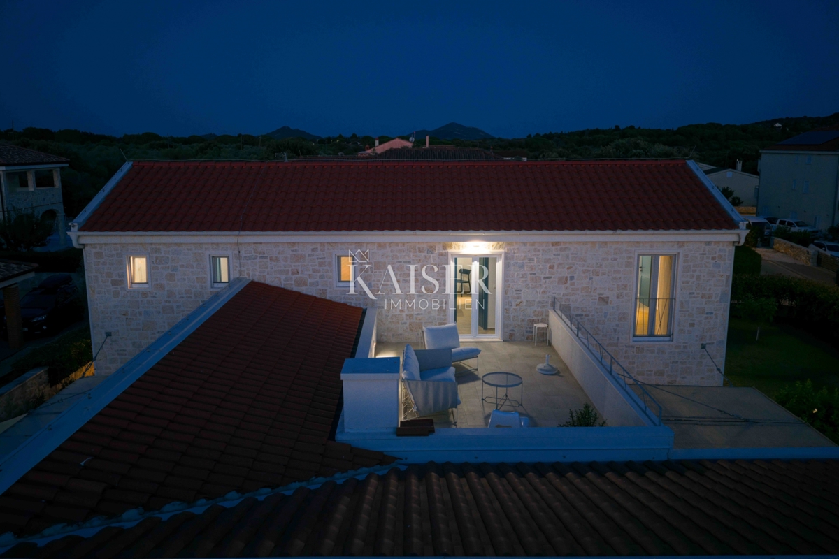 Zara, Ugljan - Villa mediterranea vicino al castello Califfi