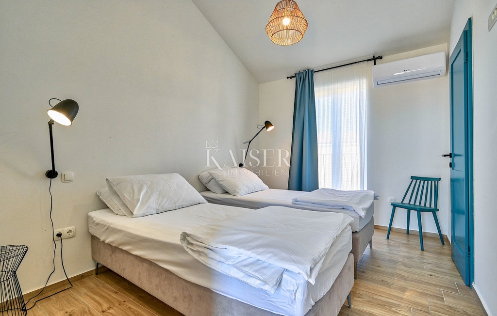 Zara, Ugljan - Villa mediterranea vicino al castello Califfi