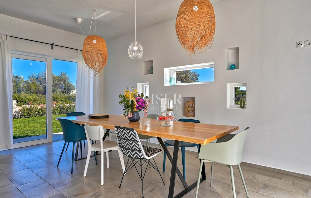 Zara, Ugljan - Villa mediterranea vicino al castello Califfi