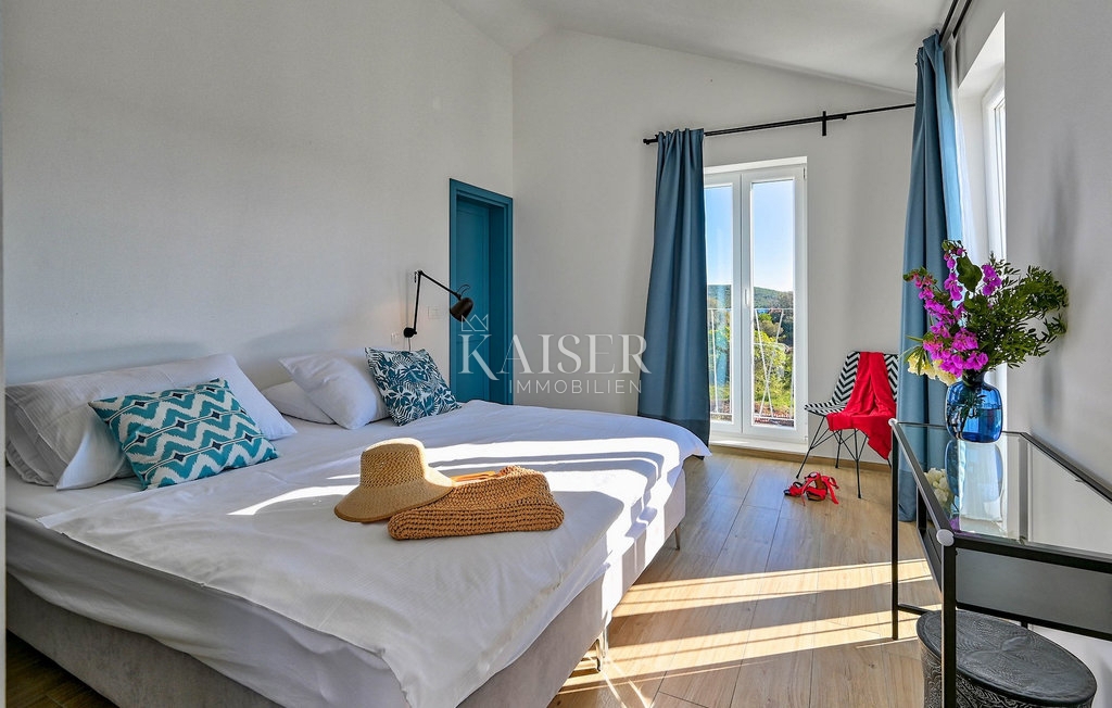 Zara, Ugljan - Villa mediterranea vicino al castello Califfi