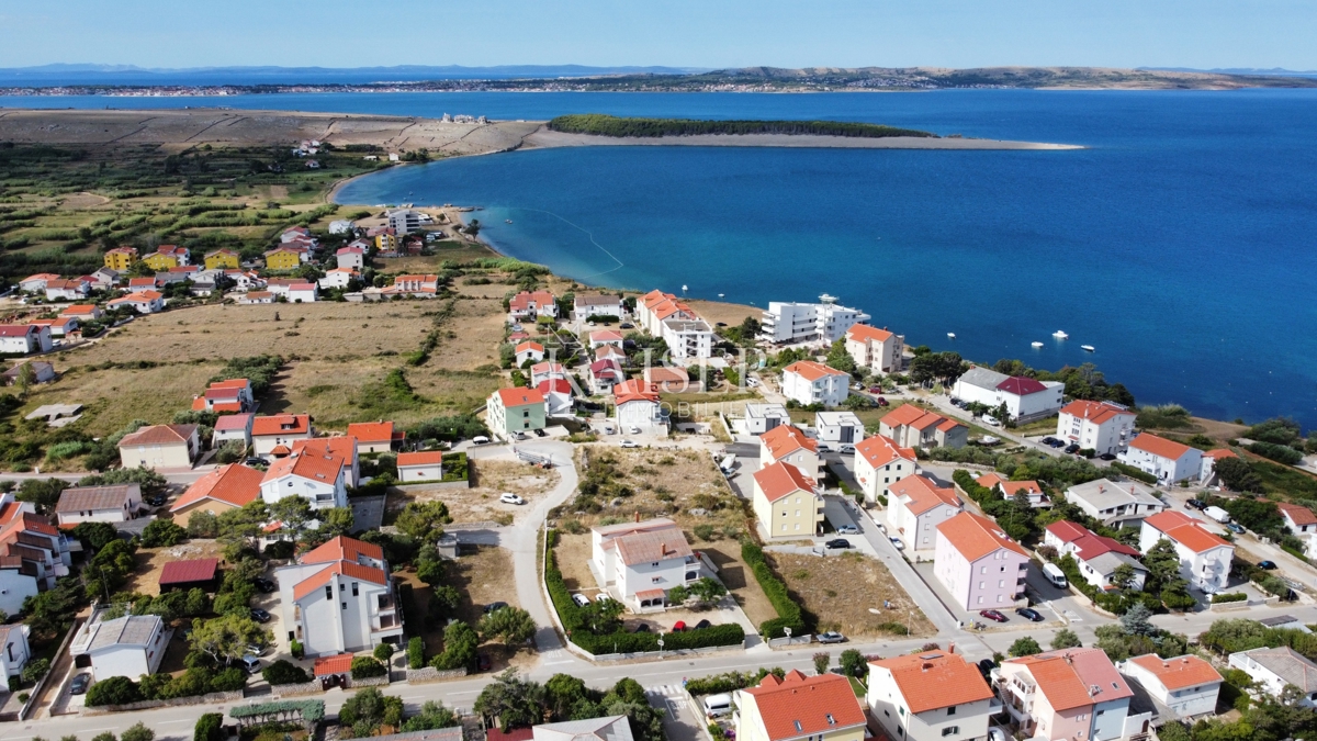 Pag, Povljana - appartamento con tre camere da letto 98,8 m2, a 180 m dal mare