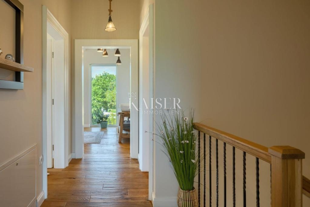 Istria - Visignano, bellissima villa mediterranea in pietra 