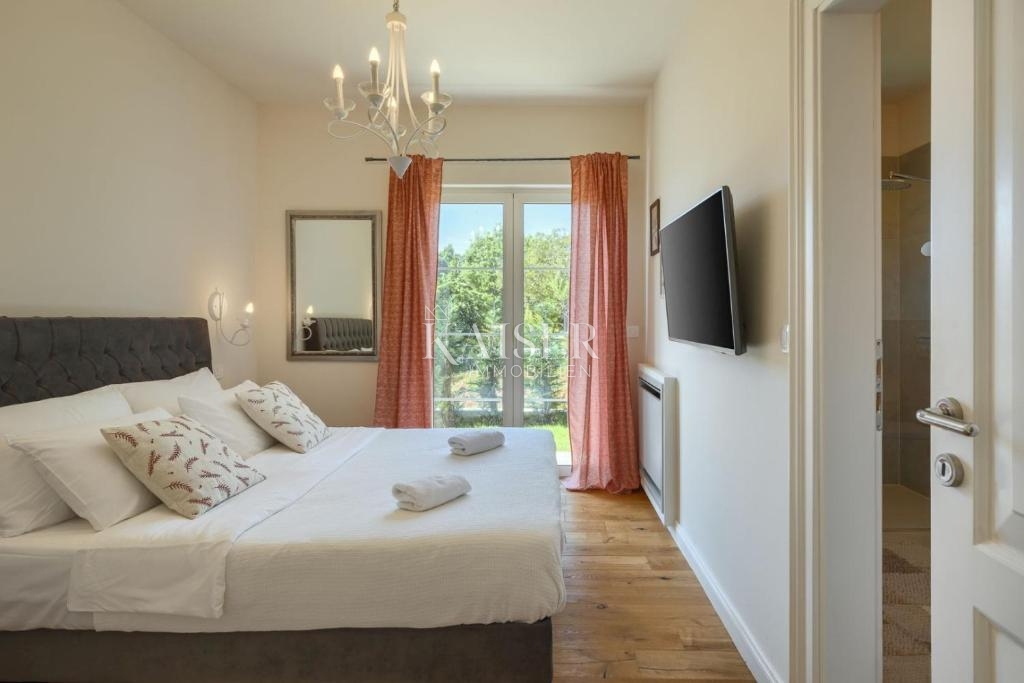 Istria - Visignano, bellissima villa mediterranea in pietra 