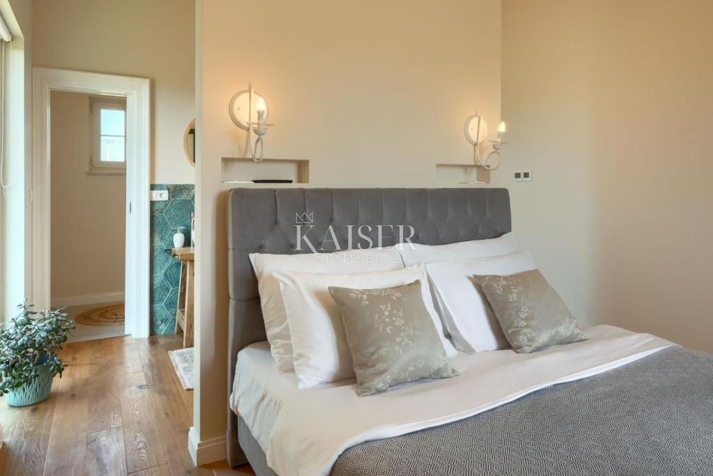 Istria - Visignano, bellissima villa mediterranea in pietra 