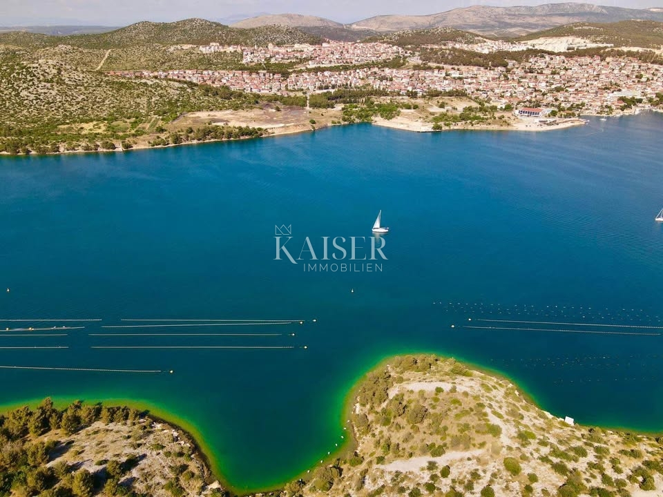 Terreni agricoli Grad, Šibenik, 20.000m2