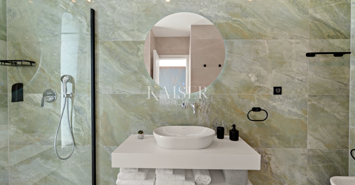 Istria - Parenzo, villa di lusso con vista mare