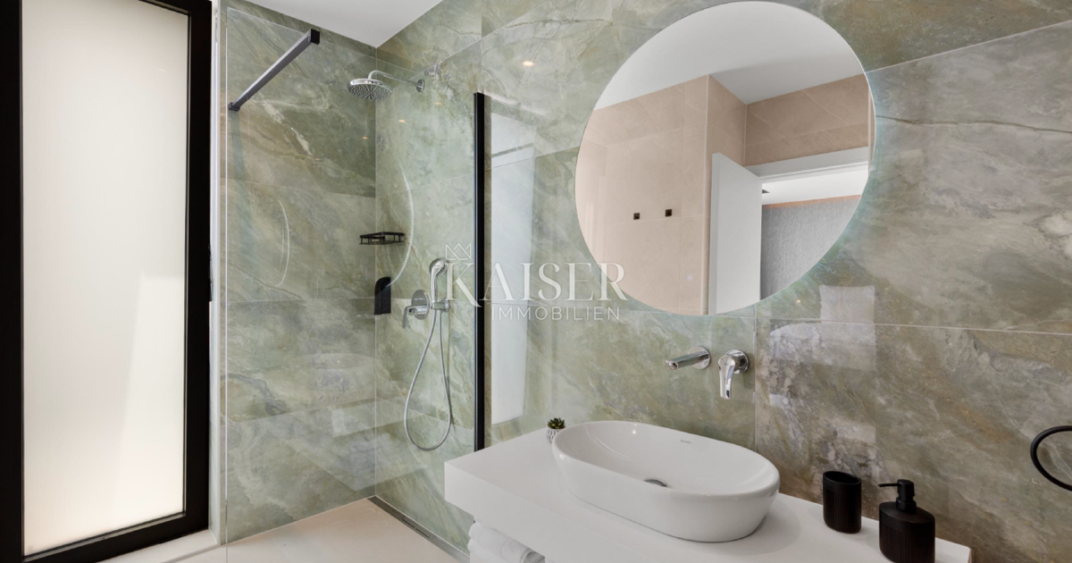 Istria - Parenzo, villa di lusso con vista mare