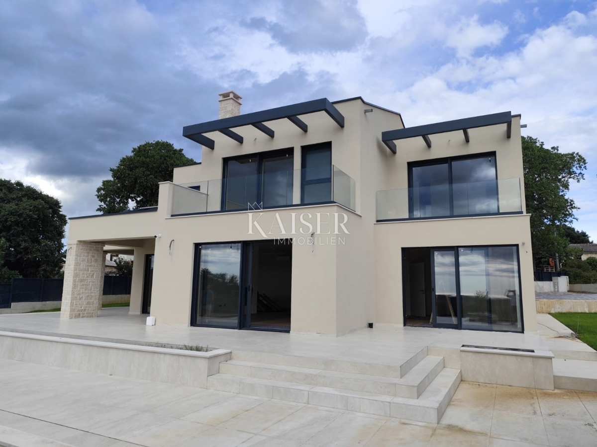 Istria - Sveti Lovreč, una villa esclusiva con una splendida vista sul mare