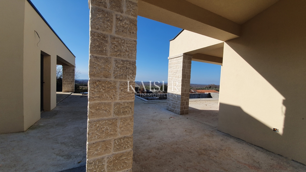 Istria - Sveti Lovreč, una villa esclusiva con una splendida vista sul mare