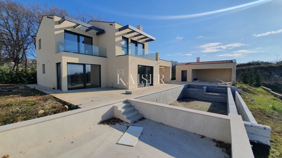 Istria - Sveti Lovreč, una villa esclusiva con una splendida vista sul mare