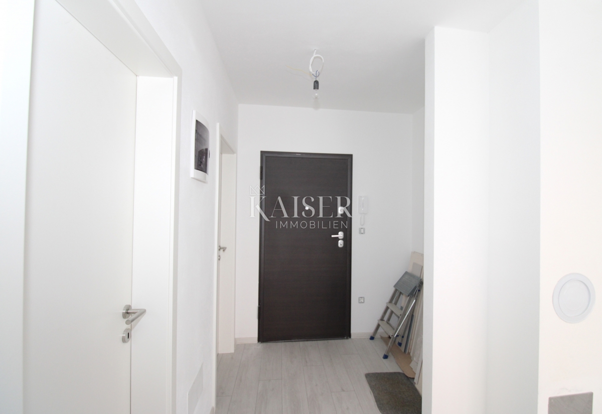 Istria, Pola - appartamento di 53 m2 in un moderno edificio nuovo con ascensore 