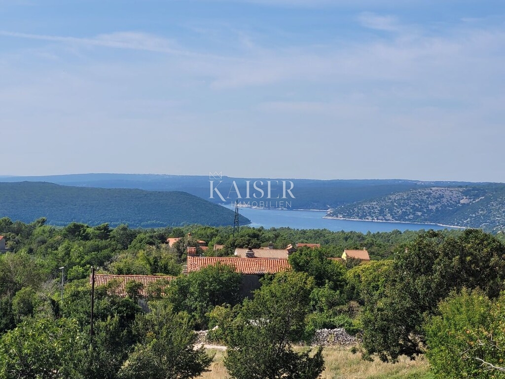 Istria, Labin - opportunità, casa con piscina su un grande terreno e vista mare, 120 m2 