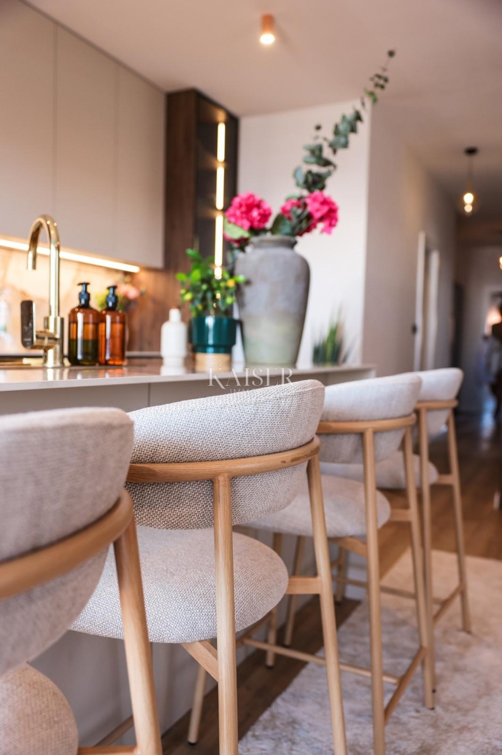 Zara, Višnjik – Attico di lusso in un nuovo edificio con terrazza sul tetto