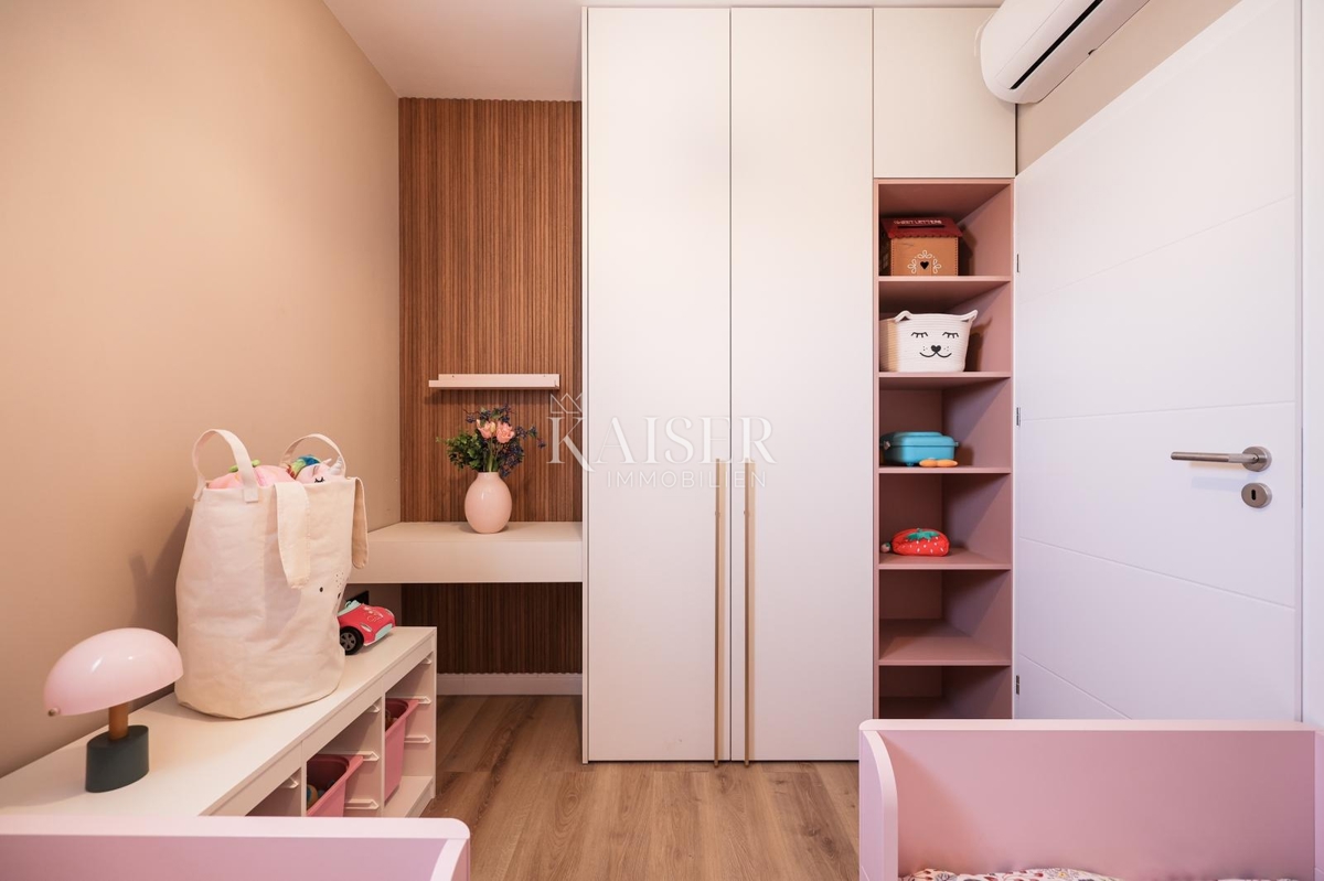 Zara, Višnjik – Attico di lusso in un nuovo edificio con terrazza sul tetto