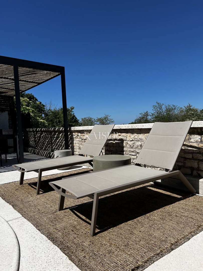 Istria, Tinjan - villa in pietra con piscina