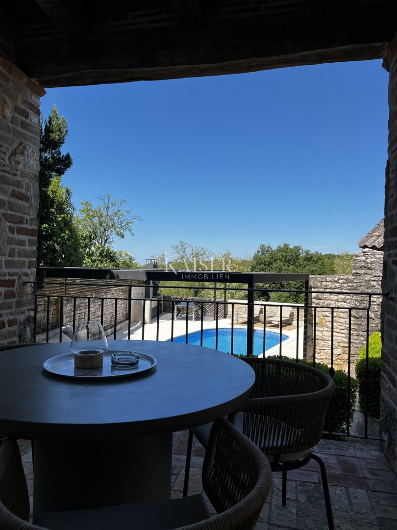 Istria, Tinjan - villa in pietra con piscina