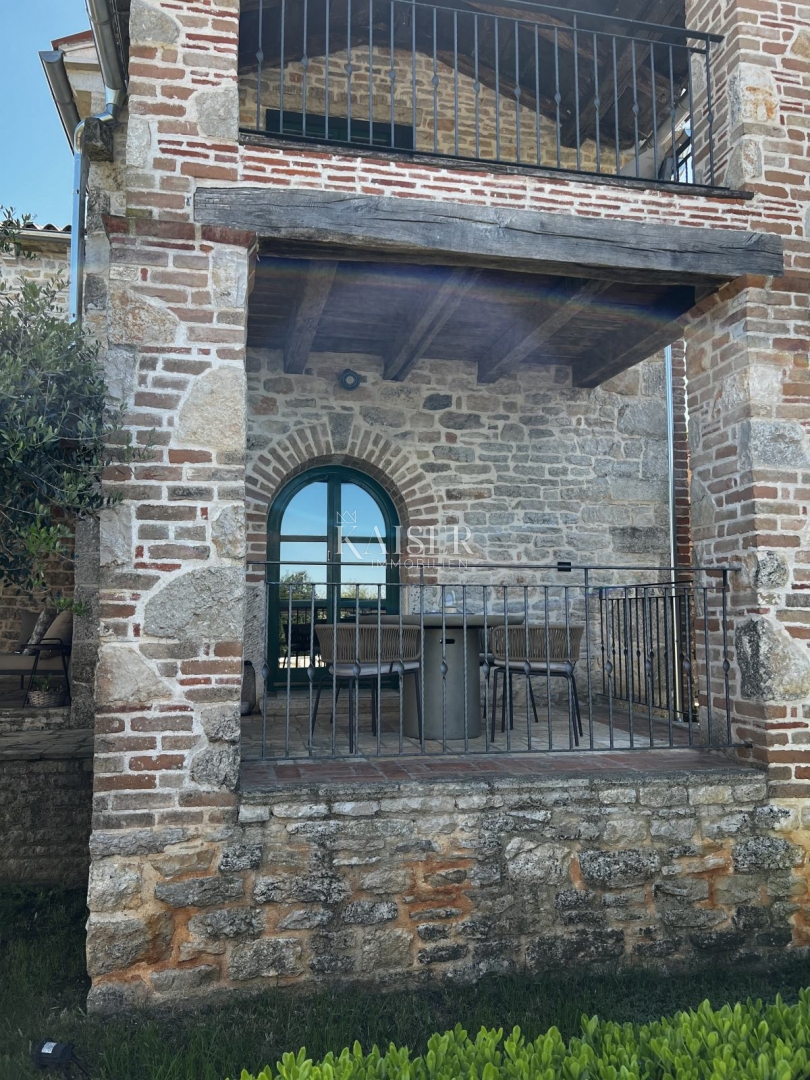 Istria, Tinjan - villa in pietra con piscina